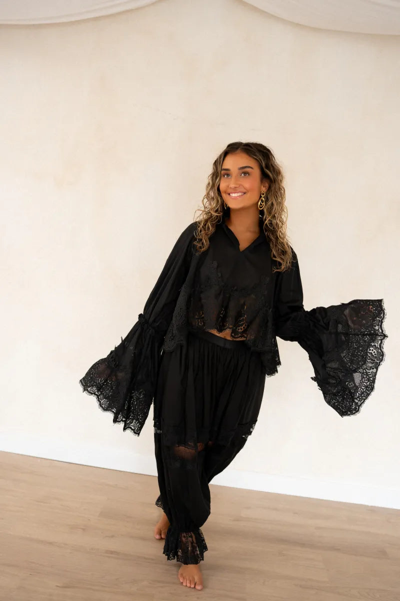 Chabelli Blouse Black |