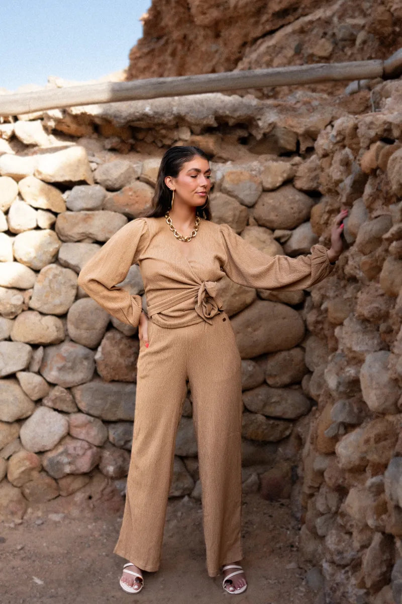 Lofty Manner Top Suzanne Caramel