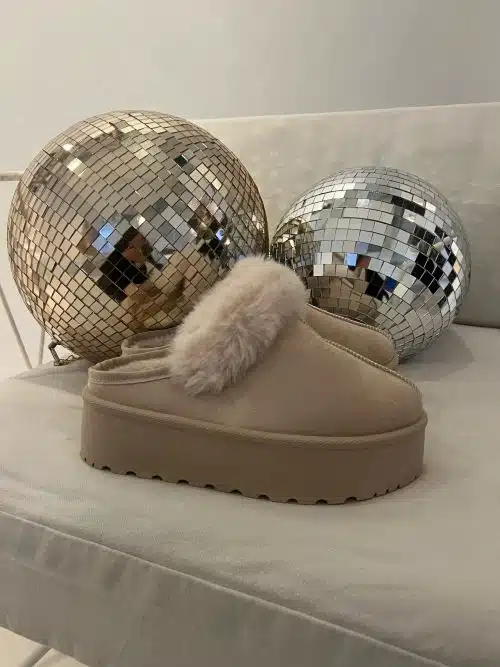 Beige Sloffen