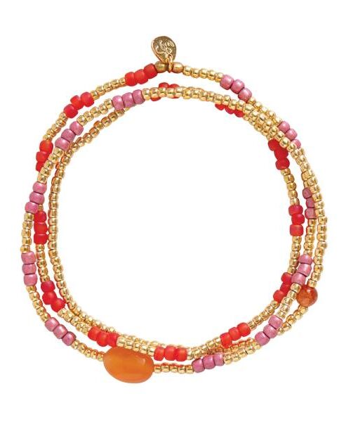 A Beautiful Story Energetic Carneool Goudkleurige Armband