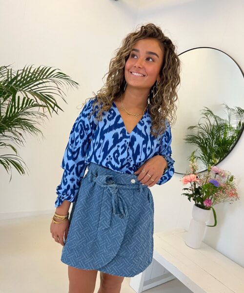 Alternative view of Lofty Manner Blouse Jip Venice Aztec Print