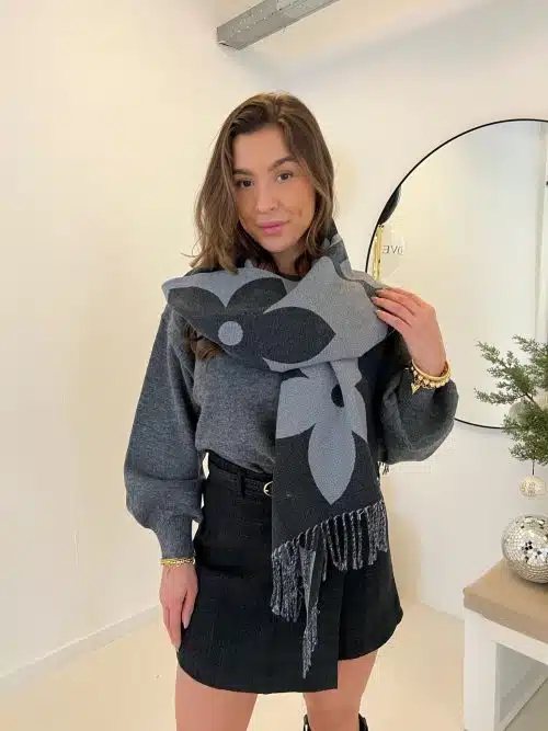 Losa Scarf Black