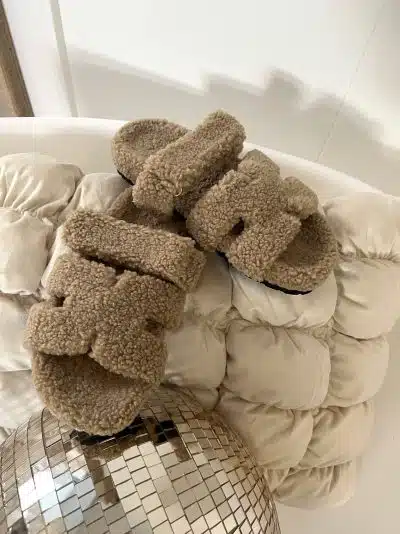 Inspired Teddy Slippers Dark Taupe - Afbeelding 3