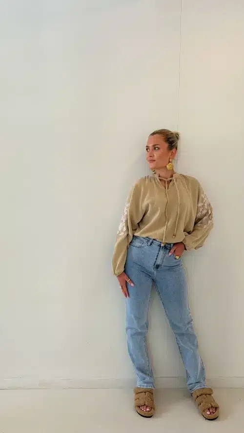 Alternative view of Blouse Yira Encanto Sand