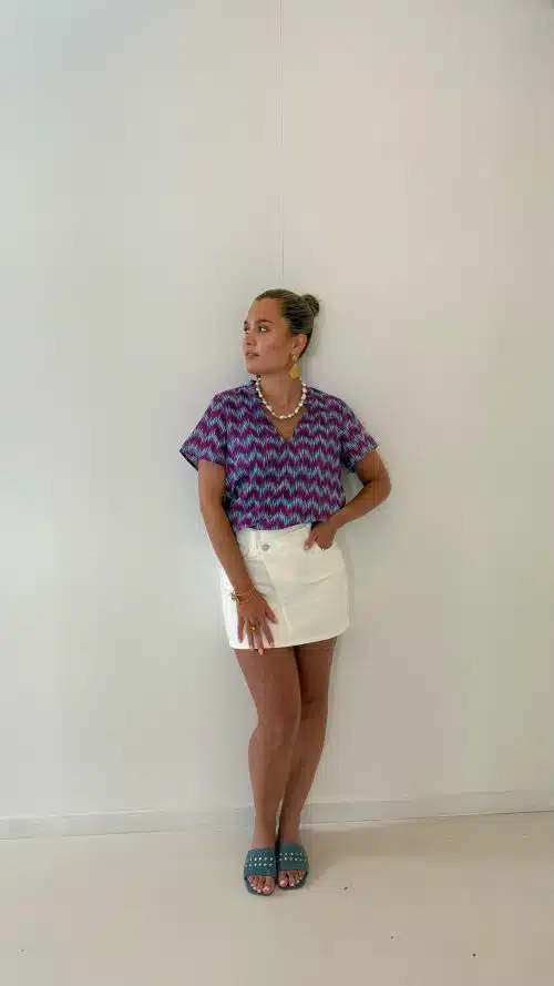 Alternative view of Lofty Manner Blouse Mayra Multi Wave Print