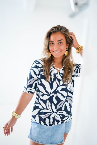 Mi Piace Travel V Neck D.Blue