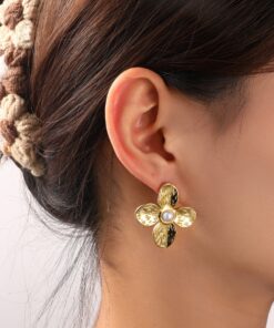 Alternative view of Day & Eve Earrings E56201-2