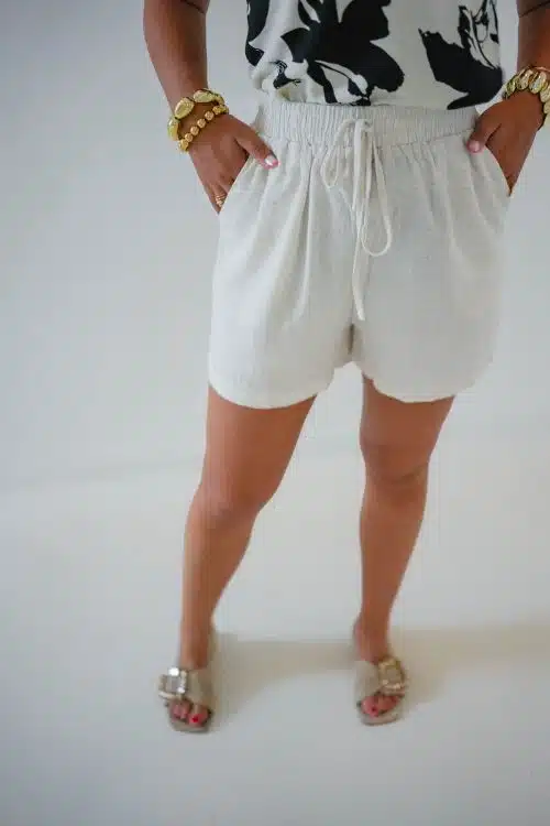 Alternative view of Linnen Short Beige