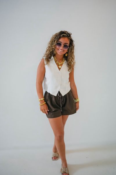 Sella Short Brown