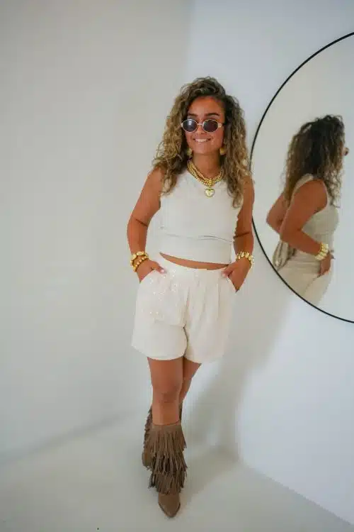 Alternative view of Pia Pailleten Short