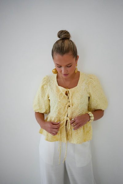 Yessie Top Yellow