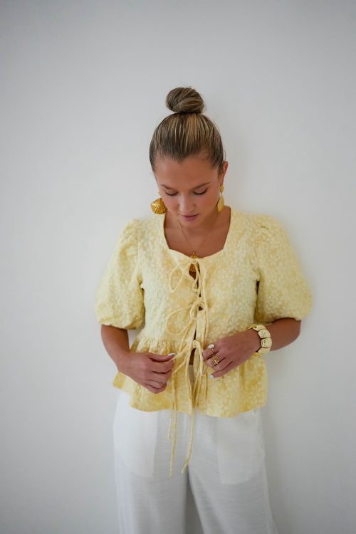 Yessie Top Yellow