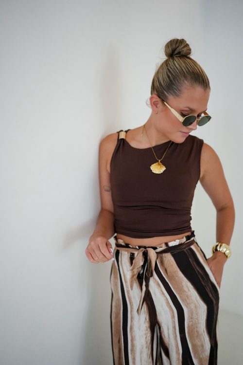 Nikki Top Brown