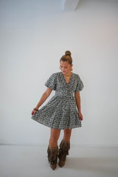 Noah Embroidery Dress Coffee - Afbeelding 3