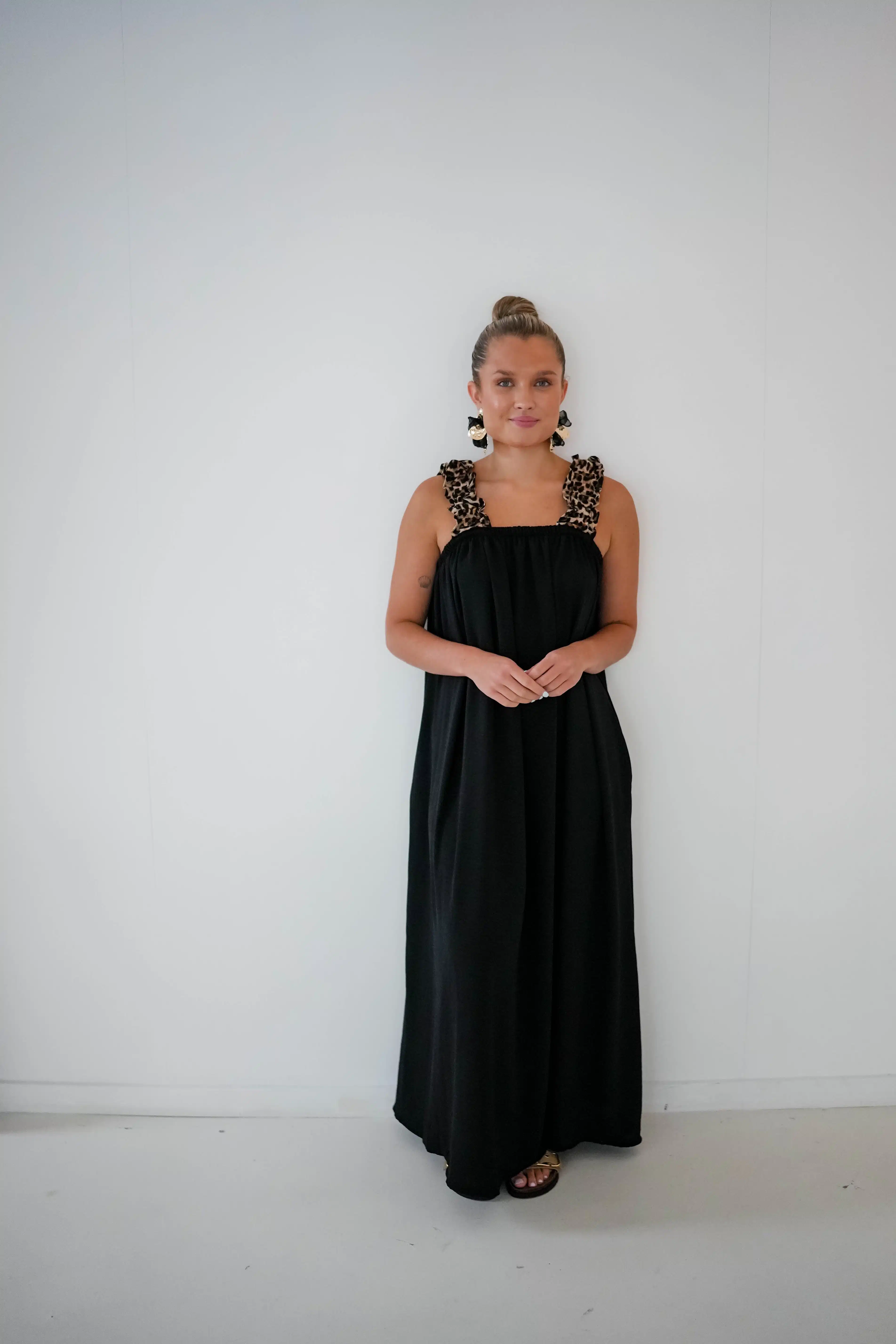 Simi Leo Dress Black - Afbeelding 4