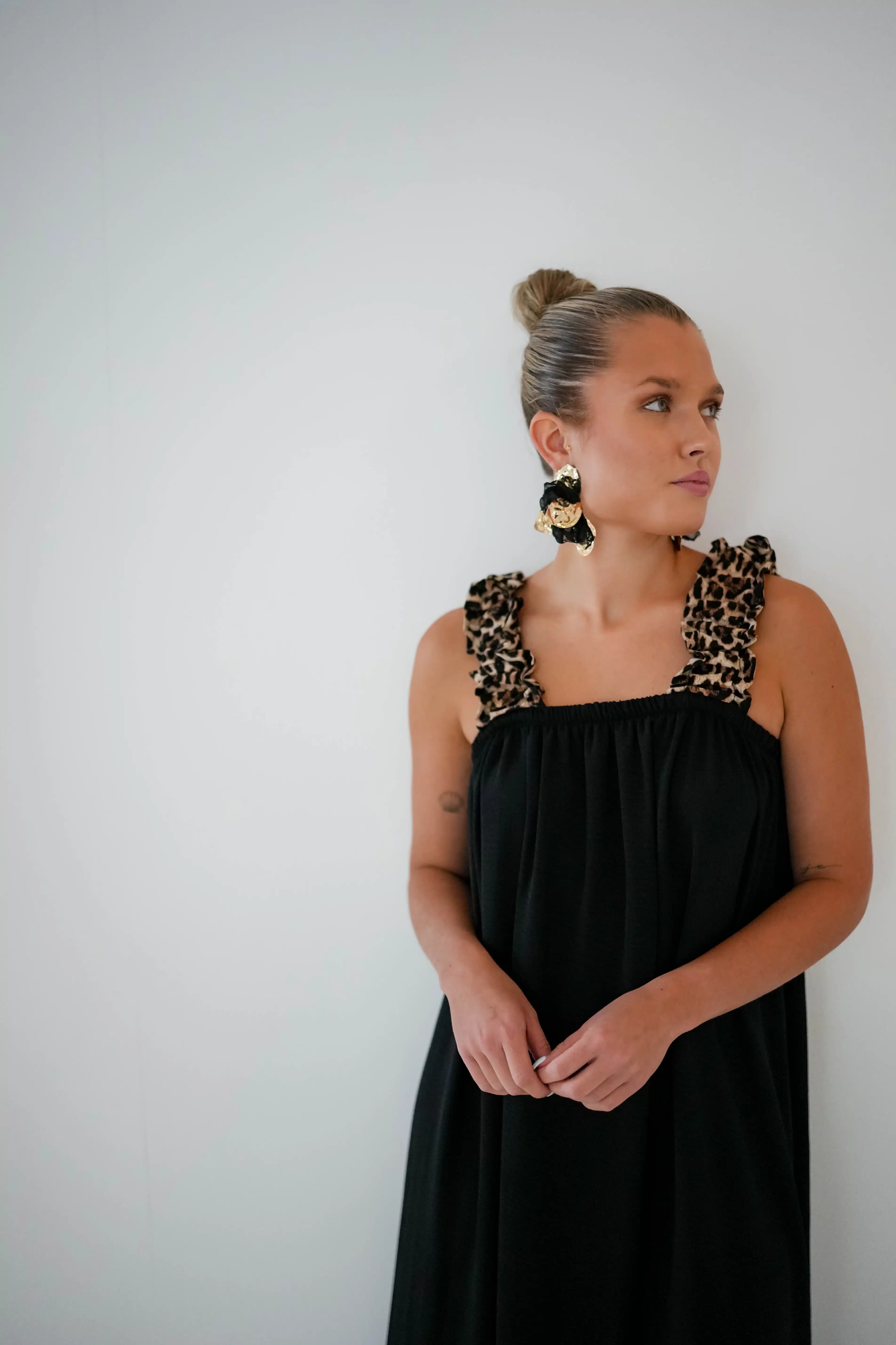 Simi Leo Dress Black - Afbeelding 3