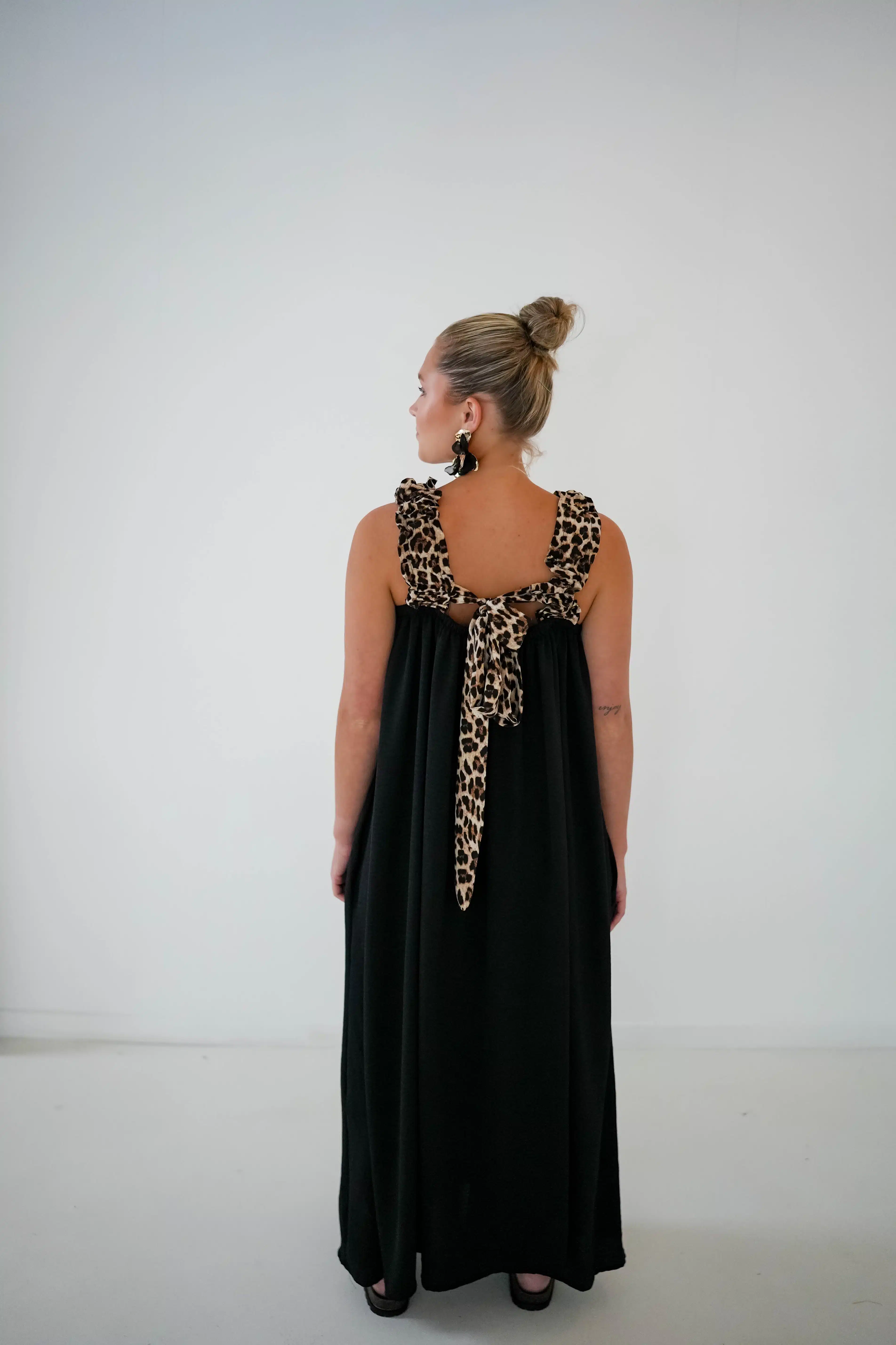 Simi Leo Dress Black - Afbeelding 2