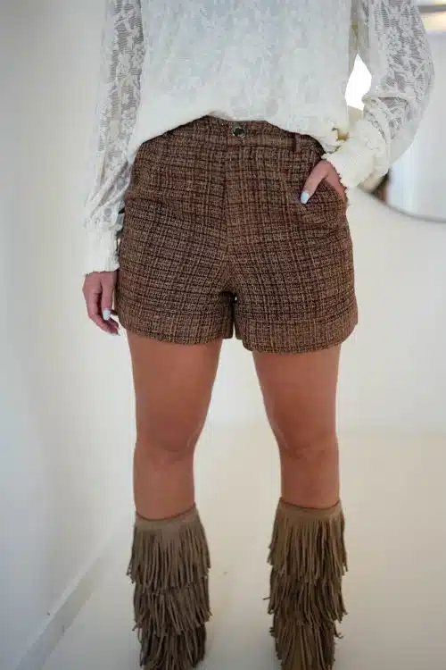 Lofty Manner Short Aziza Brown