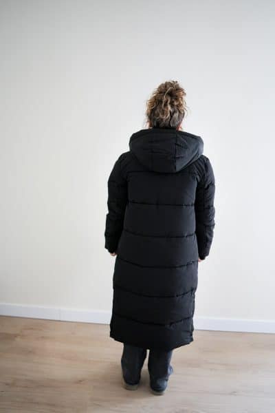 (Pre-order) Long Puffer Coat Black - Afbeelding 4