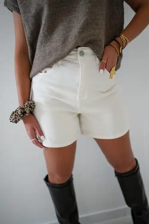 Gaia Short Offwhite