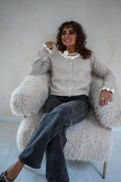 Flower Pearl Cardigan Taupe * - Afbeelding 5