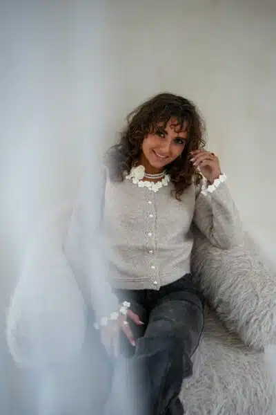 Flower Pearl Cardigan Taupe * - Afbeelding 3