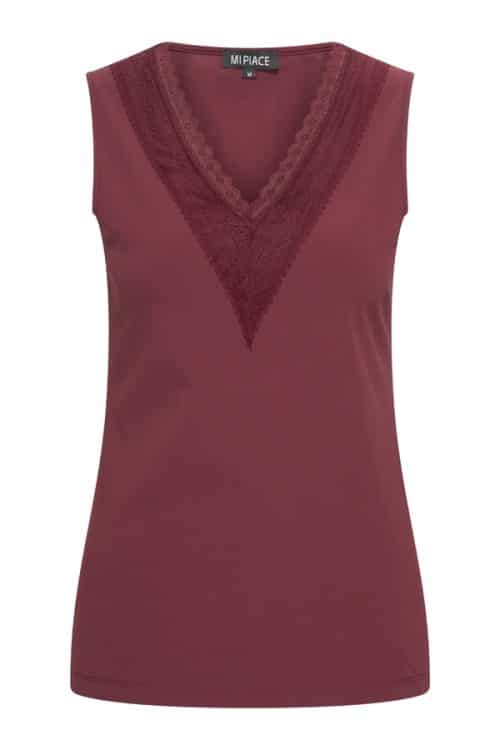 Mi Piace Travel V Lace Top Burgundy