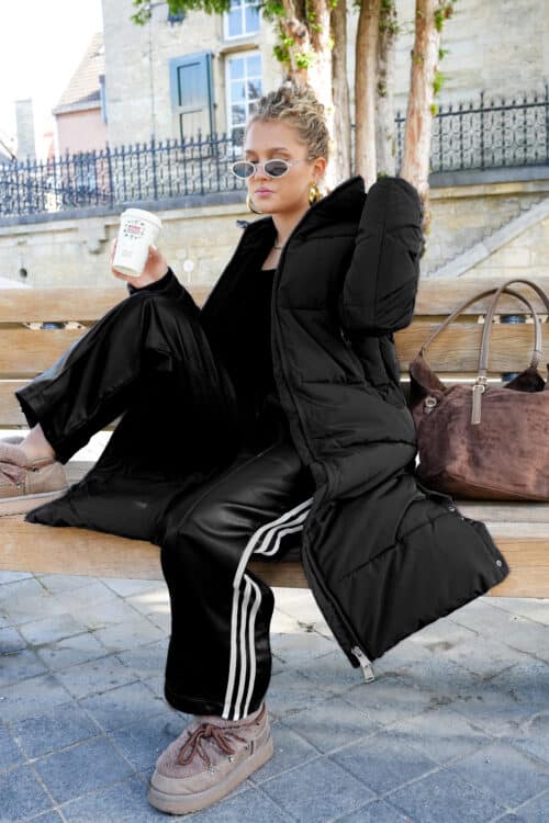 Alternative view of // Long Puffer Coat Black