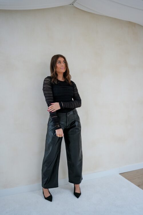 Alternative view of Lofty Manner Top Alva Black