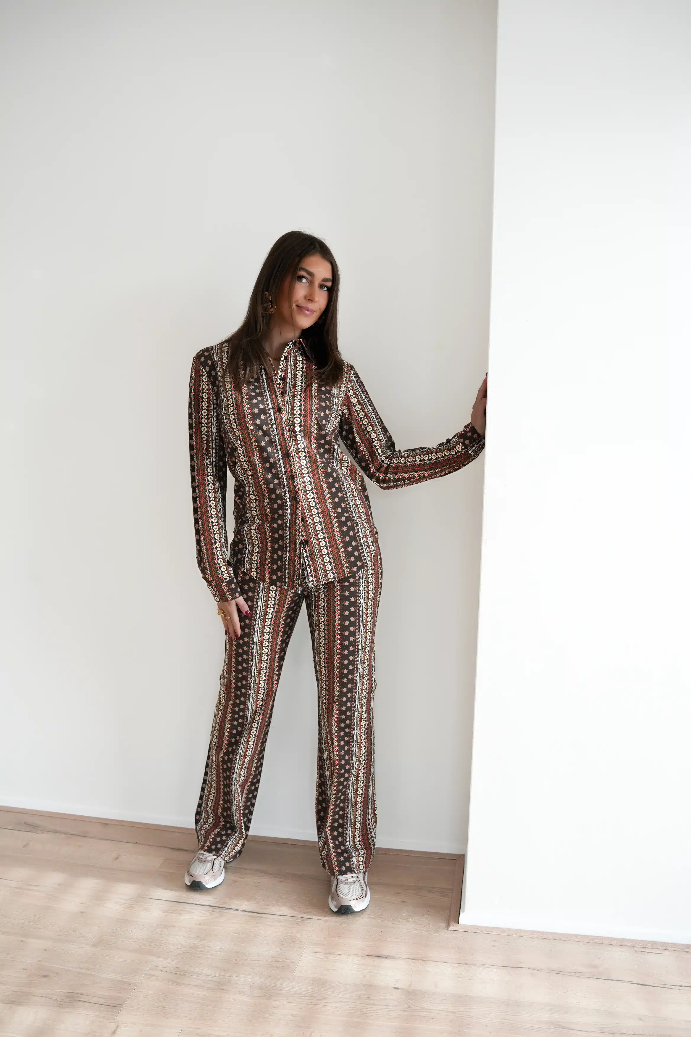 Mi Piace Travel Pants Boho Print Espresso > - Afbeelding 2