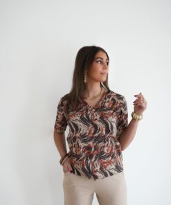 Mi Piace Travel V Neck Swirl >