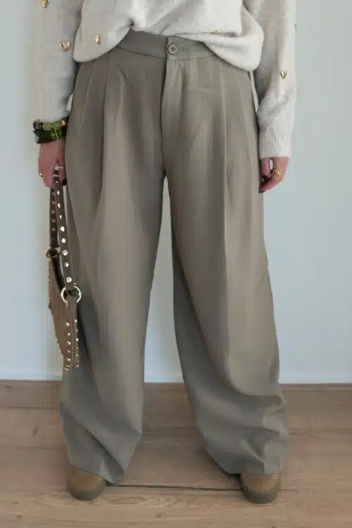 Alternative view of Maria Pantalon Khaki .