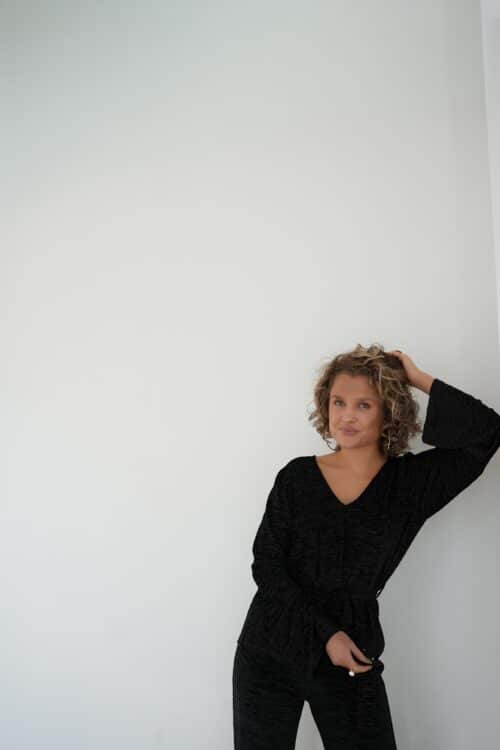 Alternative view of Lofty Manner Top Harley Black