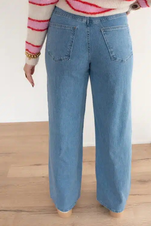 Alternative view of Brynn Wide Leg Jeans 3362-2
