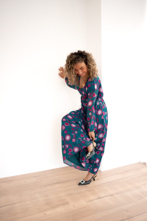 Alternative view of Lofty Manner Dress Caela Silver Flower