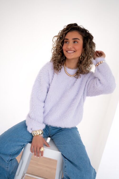 Yennie Fluffy Sweater Lila *