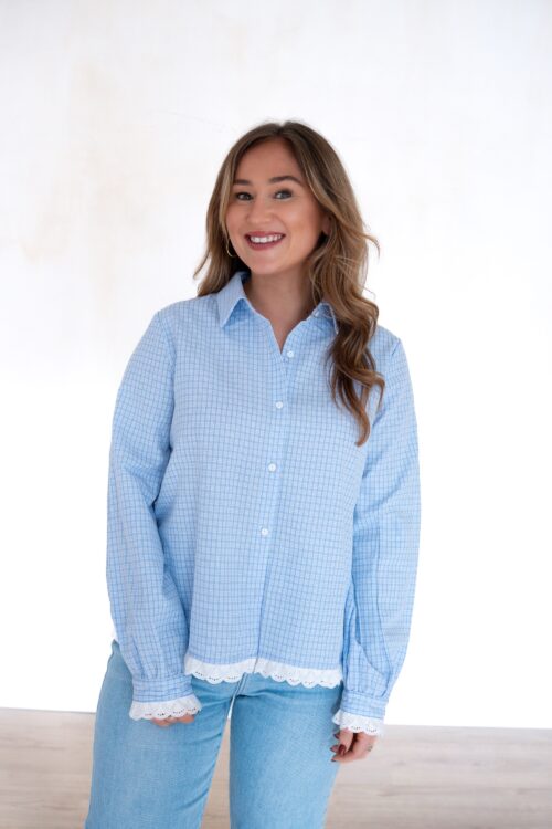 Toby Blouse Lace Detail Blue .