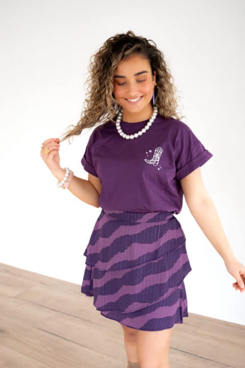 Alternative view of Lofty Manner T-Shirt Zeva Purple