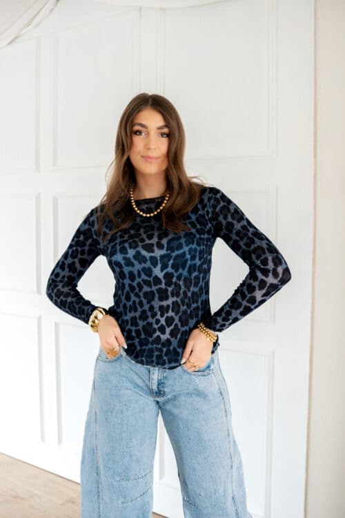 Alternative view of Merle Longsleeve Leo Blue ~