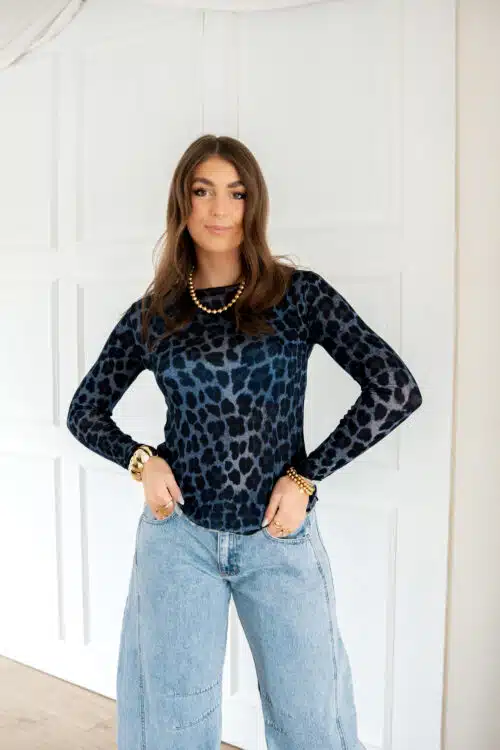 Alternative view of Merle Longsleeve Leo Blue ~