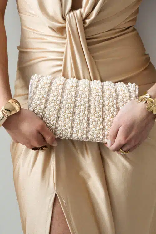 Shiny Pearls Bag Gold