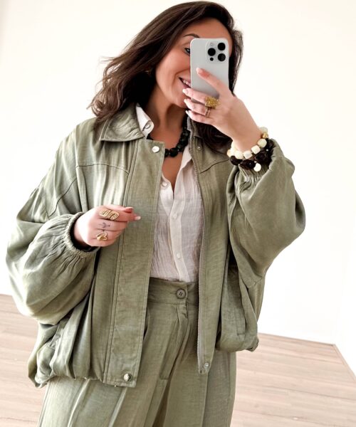 Alternative view of Jarah Jacket Green .