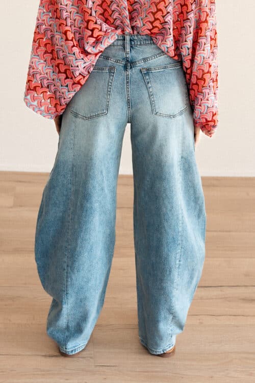 Alternative view of Soof Barrel Balloon Jeans 6097
