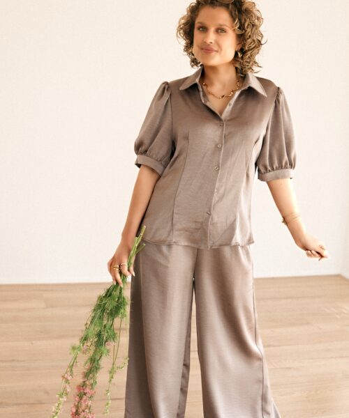 Alternative view of Lilou Satin Blouse Taupe