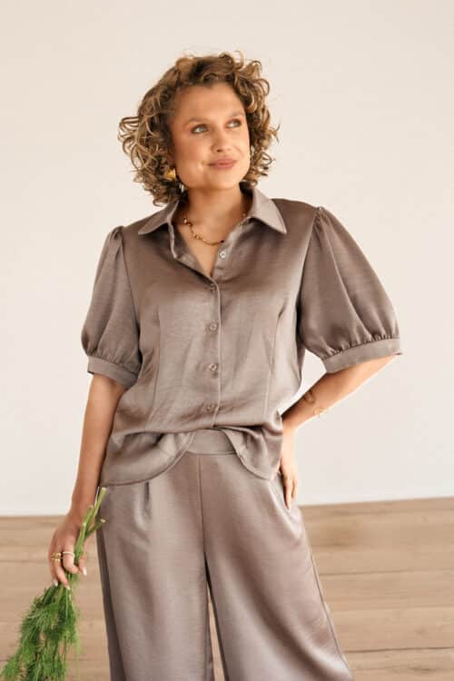 Lilou Satin Blouse Taupe