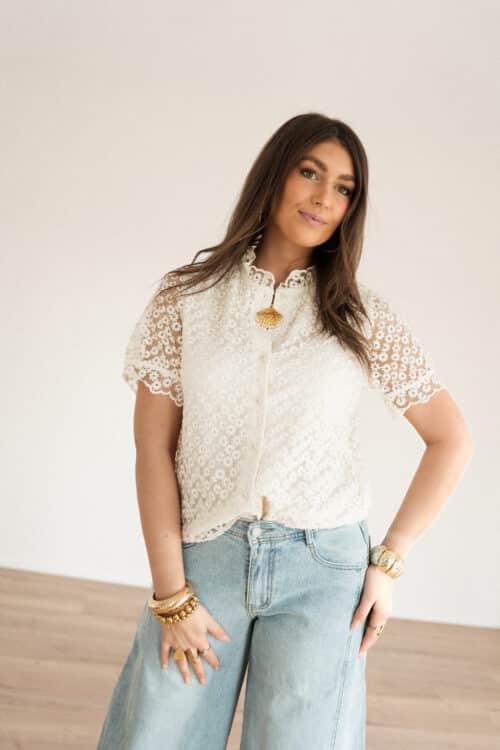 Lily Blouse Flower Beige .