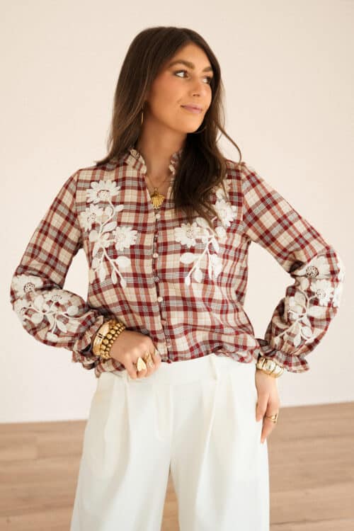 Naomi Flower Embroidery Blouse Red*