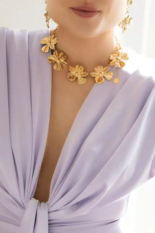 Big Flower Necklace