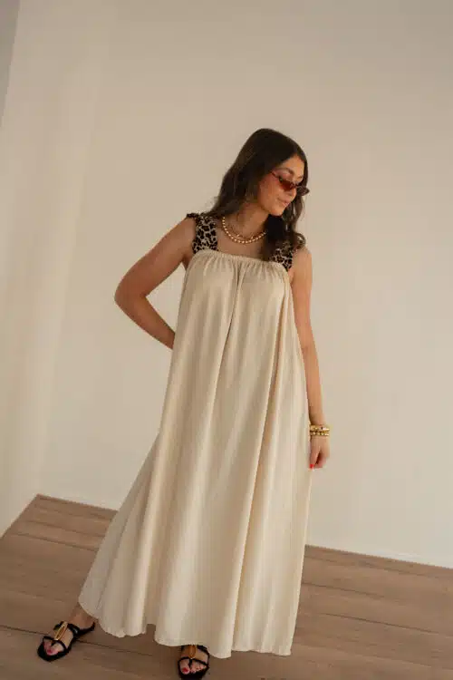 Alternative view of Jolien Dress Beige Leo