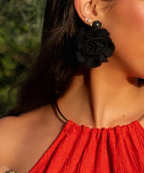 Flower Earrings Black
